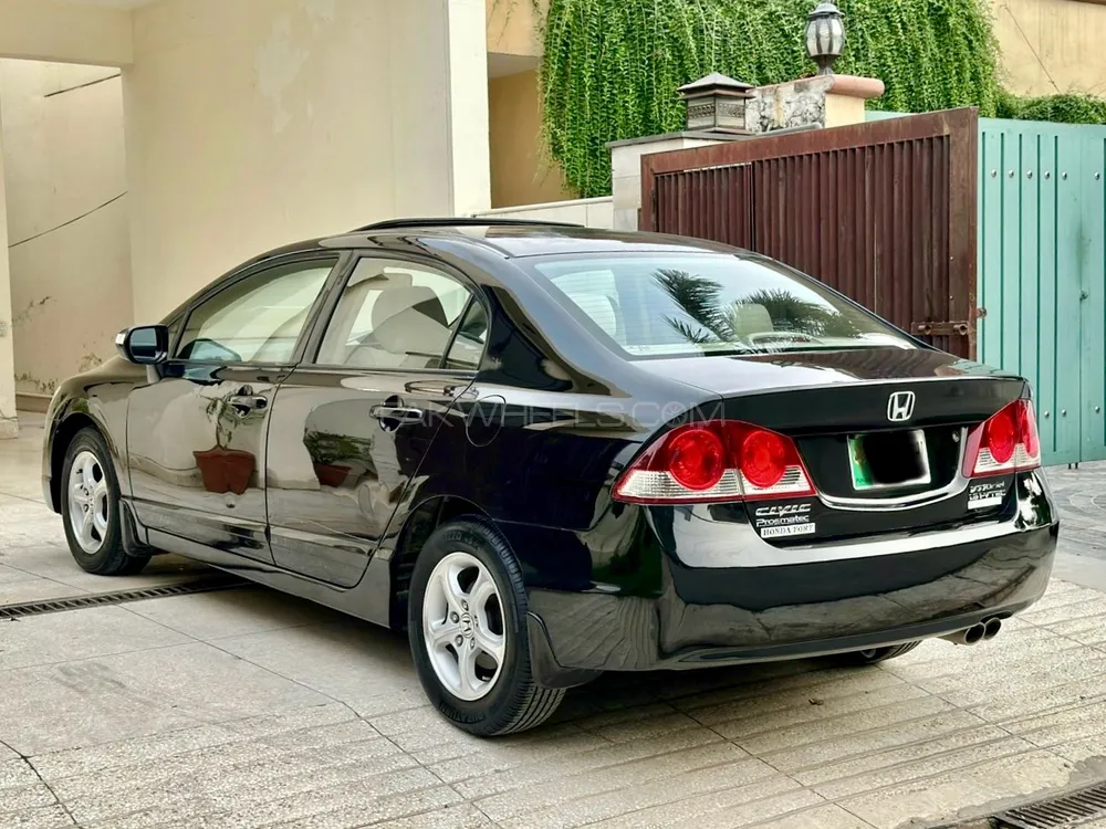 Honda Civic 2011 for Sale in Lahore Image-1