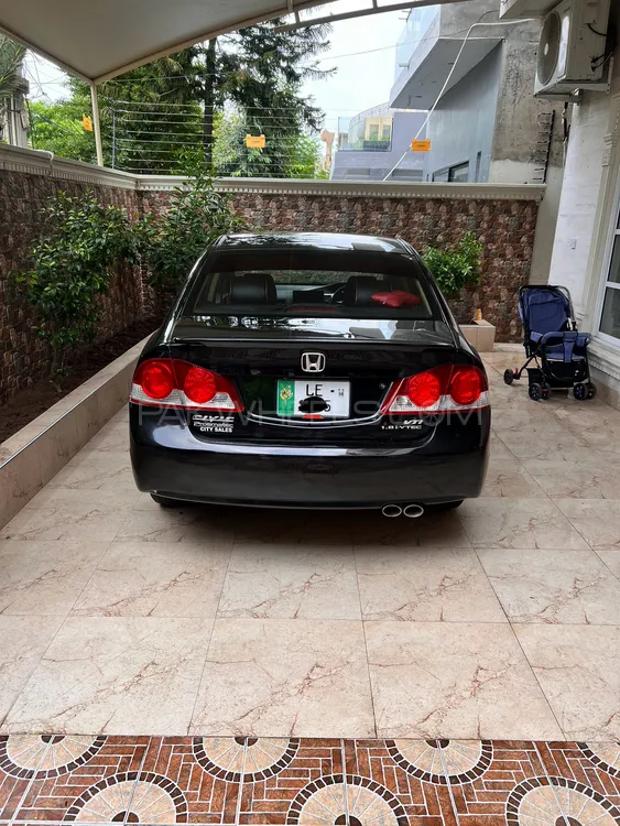 Honda Civic 2011 for Sale in Lahore Image-1