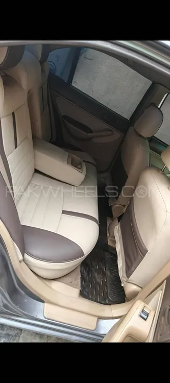 Honda Civic 2004 for Sale in Lahore Honda Civic 2004 for Sale in Lahore Image-5