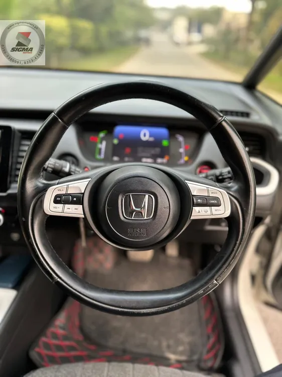 Honda Fit 2020 for Sale in Lahore Honda Fit 2020 for Sale in Lahore Image-11