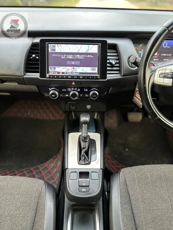 Honda Fit 2020 for Sale in Lahore Honda Fit 2020 for Sale in Lahore Image-14