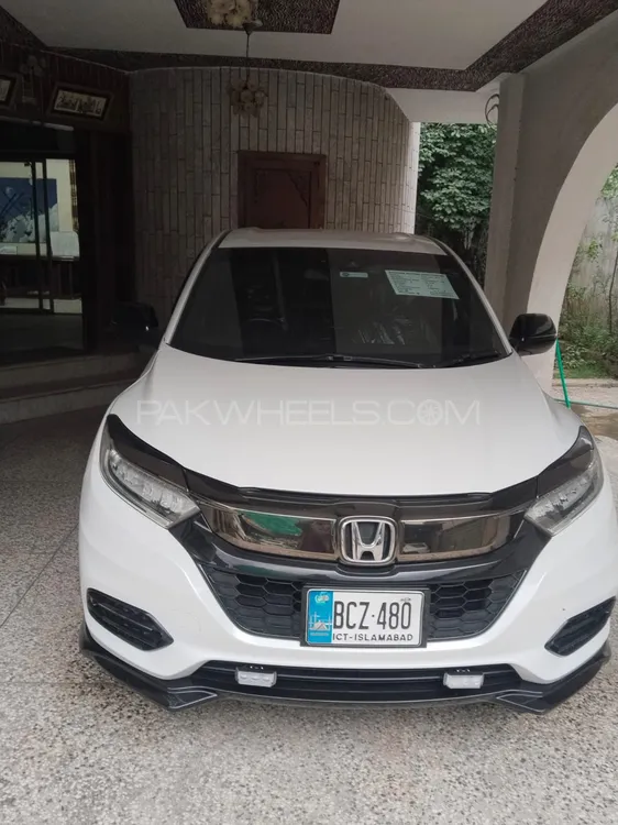 Honda Vezel 2019 for Sale in Haripur Image-1