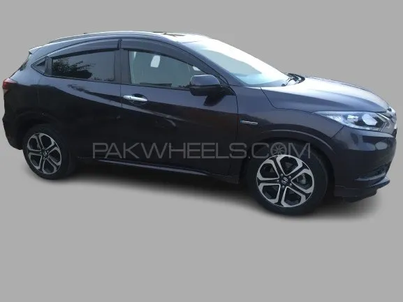 Honda Vezel 2014 for Sale in Peshawar Image-1