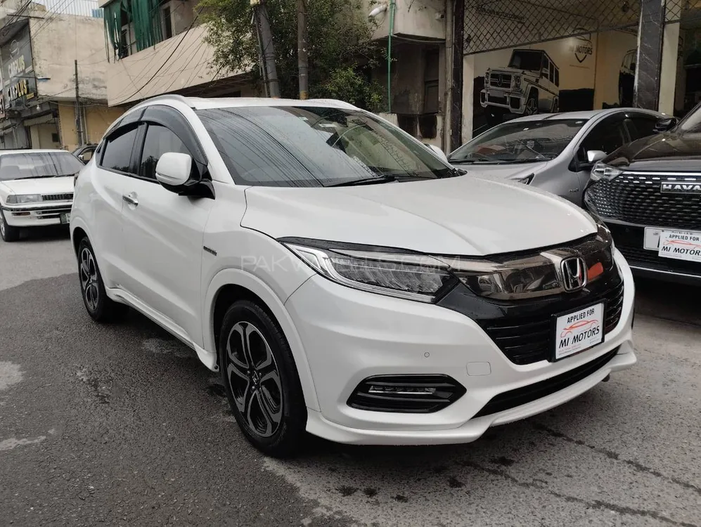 Honda Vezel 2018 for Sale in Lahore Image-1