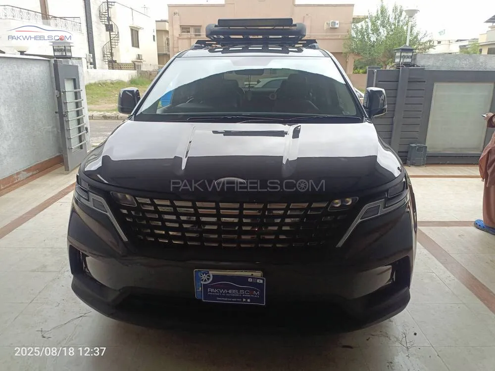 KIA Carnival 2022 for Sale in Islamabad Image-1