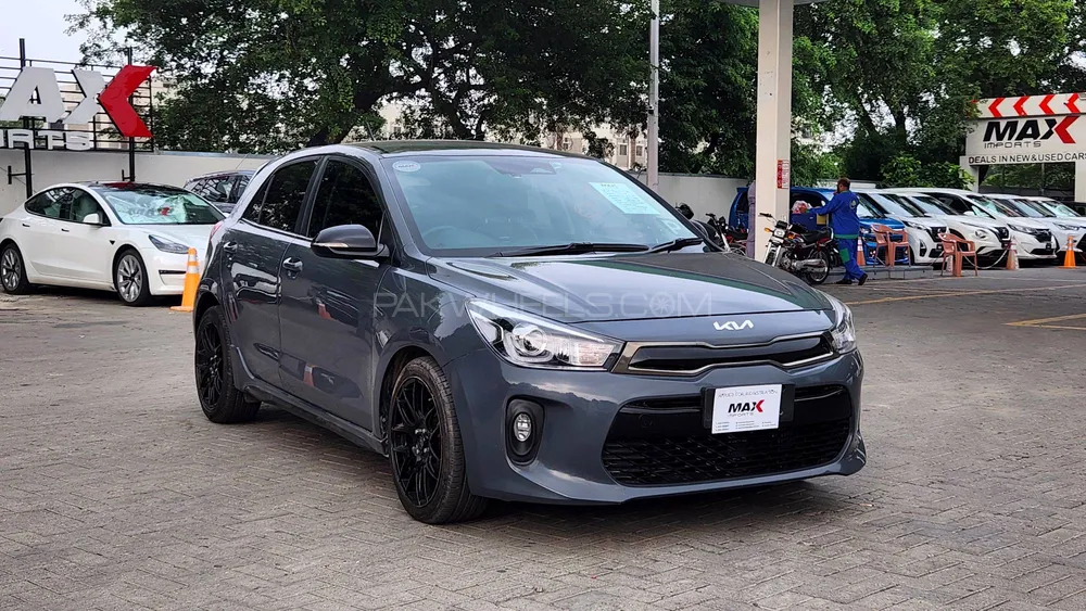 KIA Stonic 2023 for Sale in Lahore Image-1