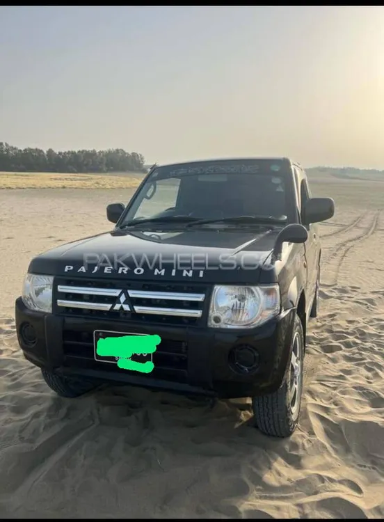 Mitsubishi Pajero Mini 2012 for Sale in Karachi Image-1