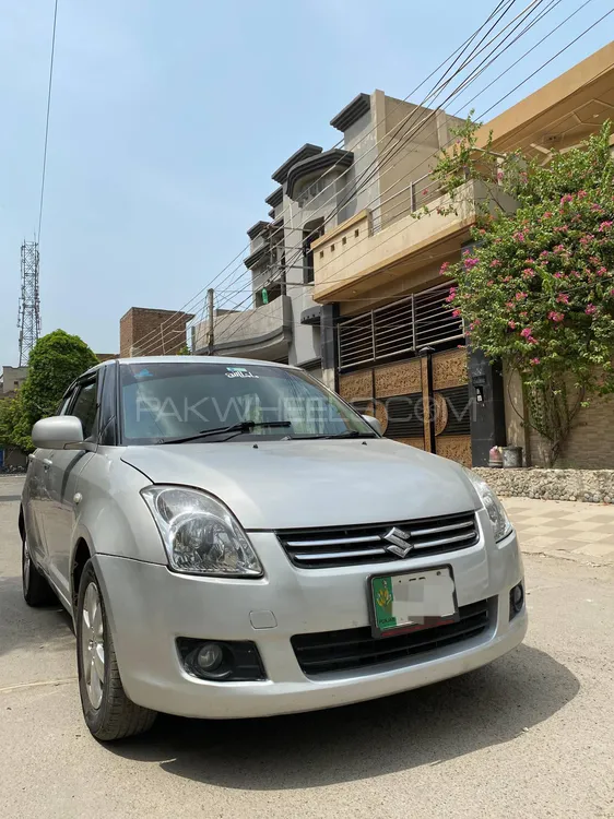 Suzuki Swift 2013 for Sale in Faisalabad Image-1