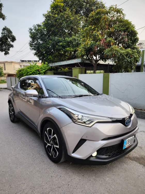 Toyota C-HR 2017 for Sale in Rawalpindi Image-1