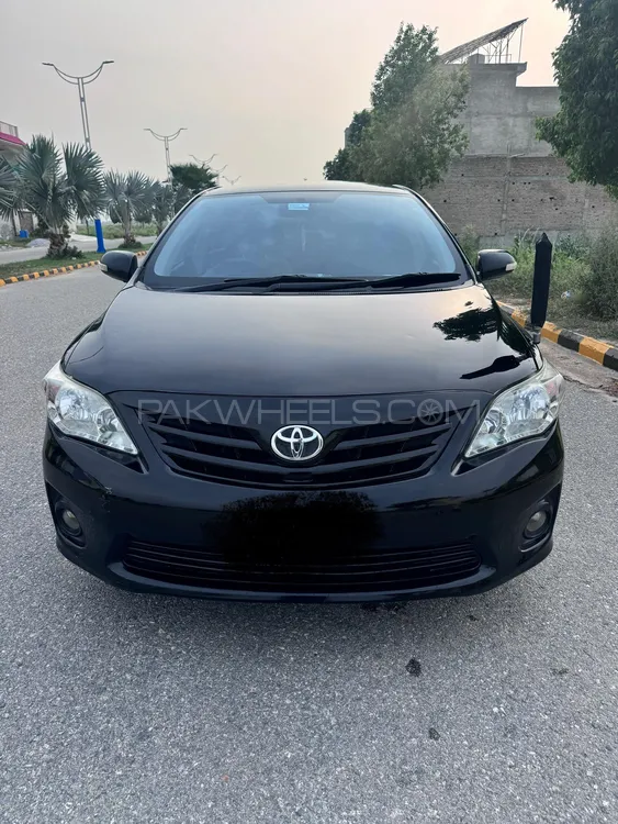 Toyota Corolla 2012 for Sale in Peshawar Image-1