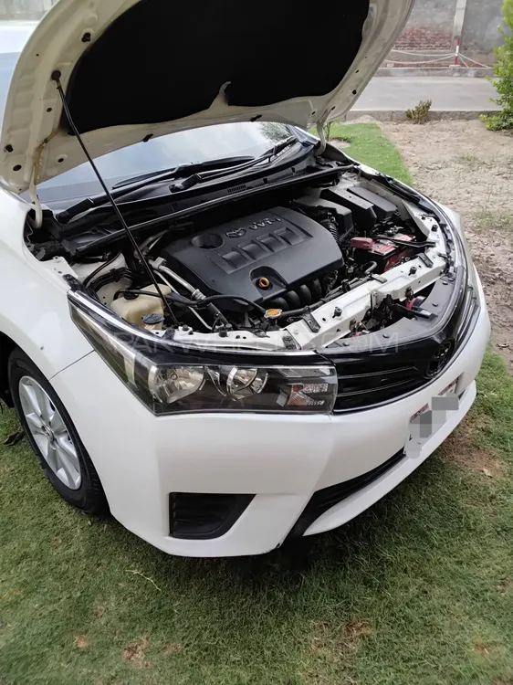Toyota Corolla 2017 for Sale in Daharki Image-1