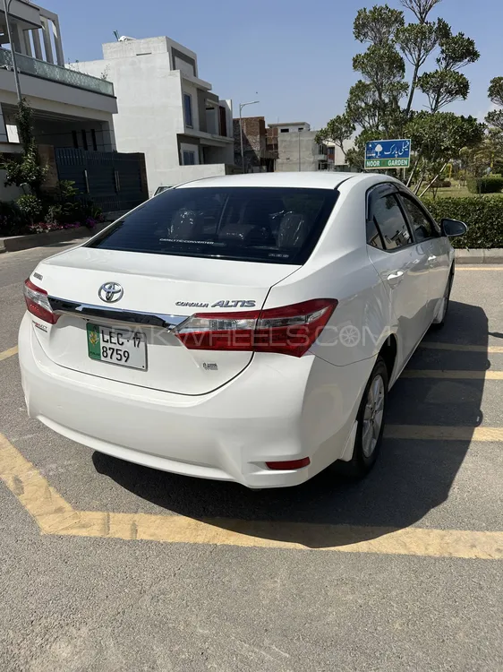 Toyota Corolla 2017 for Sale in Gujrat Image-1