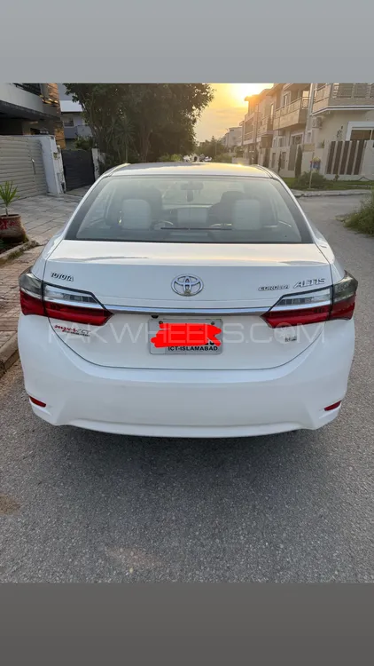 Toyota Corolla 2019 for Sale in Islamabad Image-1