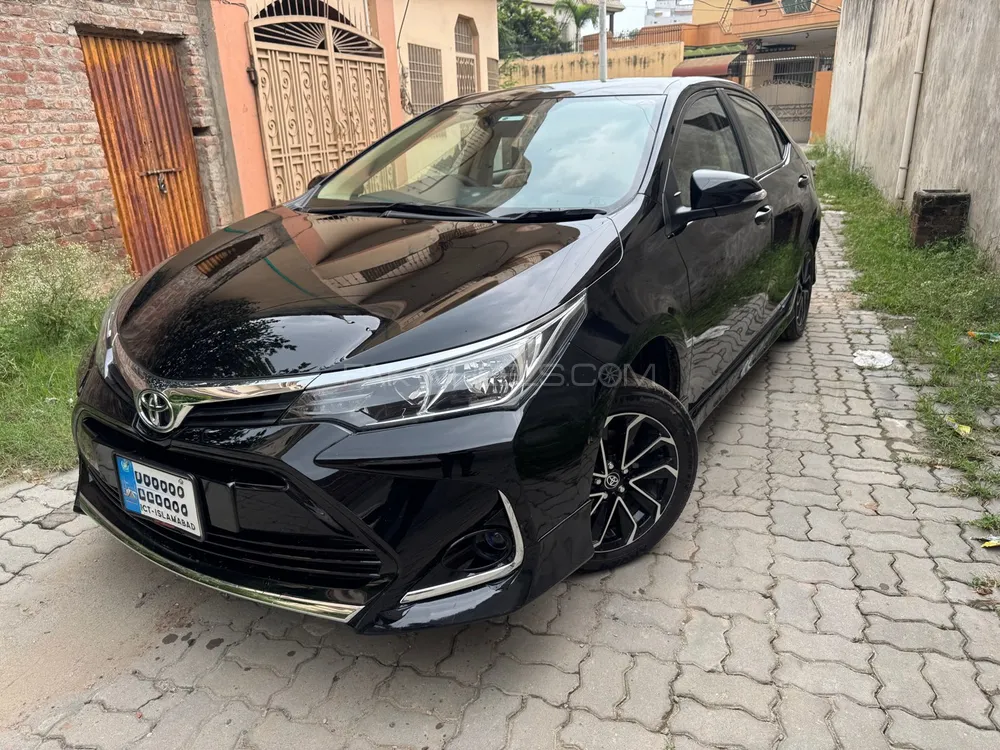 Toyota Corolla 2024 for Sale in Sialkot Image-1