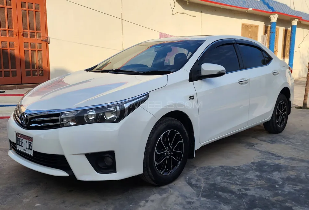Toyota Corolla 2015 for Sale in Chiniot Toyota Corolla 2015 for Sale in Chiniot Image-4