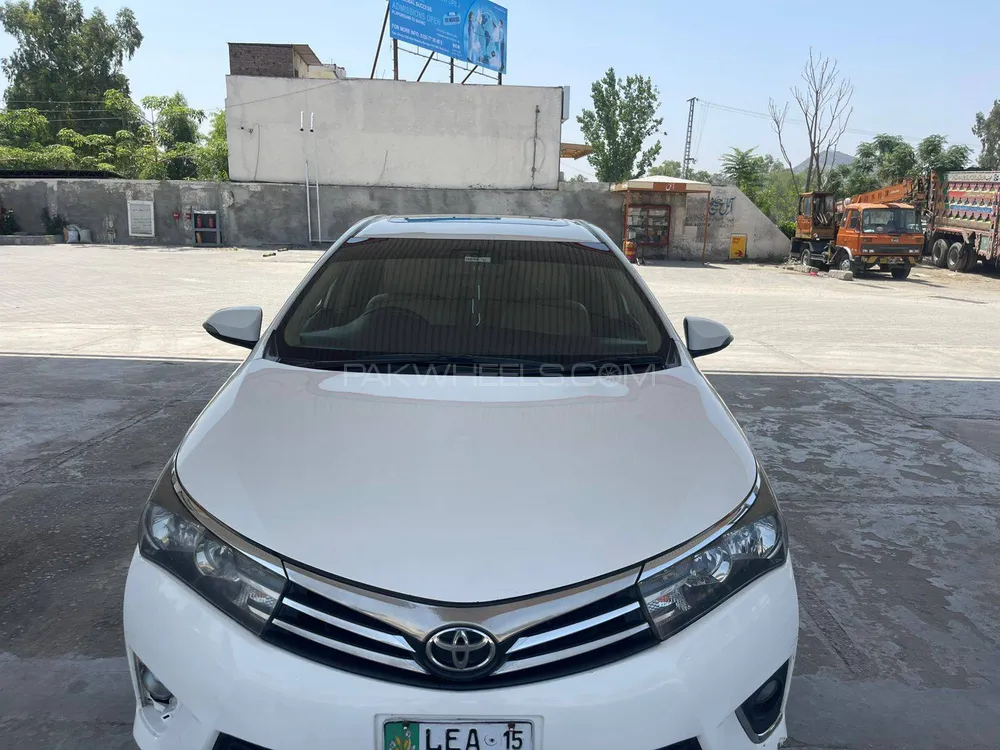 Toyota Corolla 2015 for Sale in Islamabad Image-1