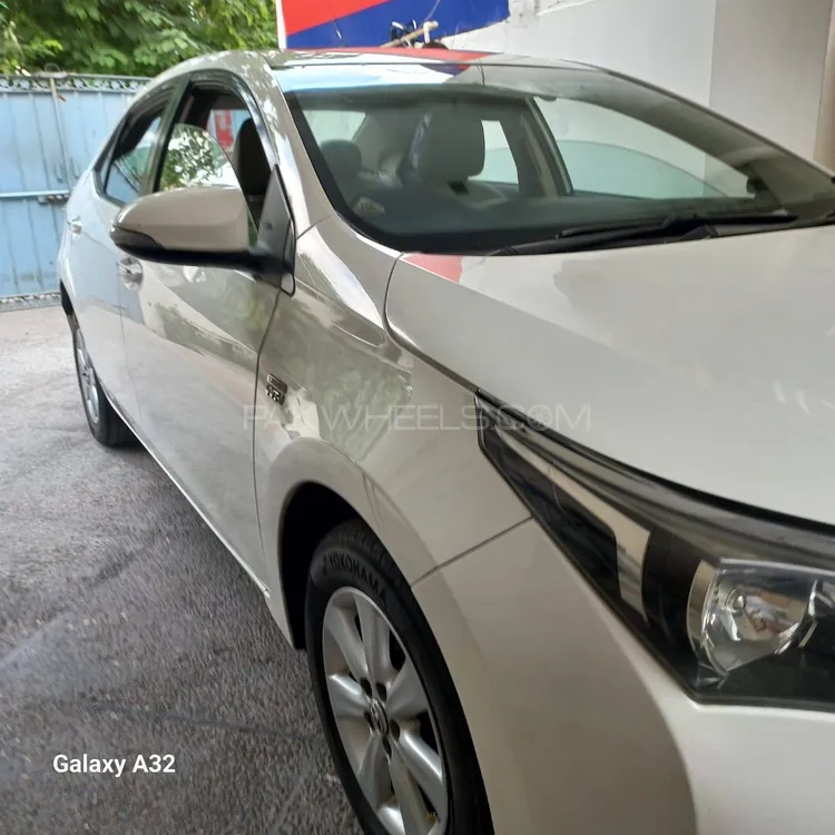 Toyota Corolla 2015 for Sale in Lahore Image-1