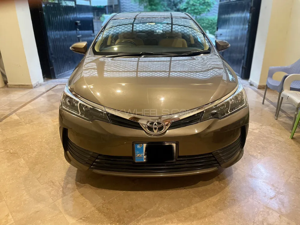 Toyota Corolla 2018 for Sale in Islamabad Image-1
