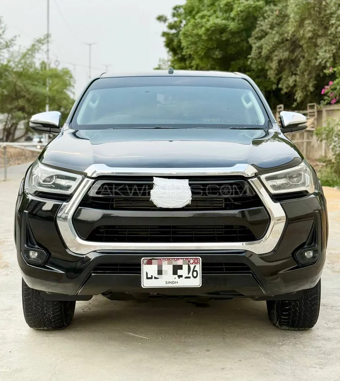 Toyota Hilux 2021 for Sale in Karachi Image-1