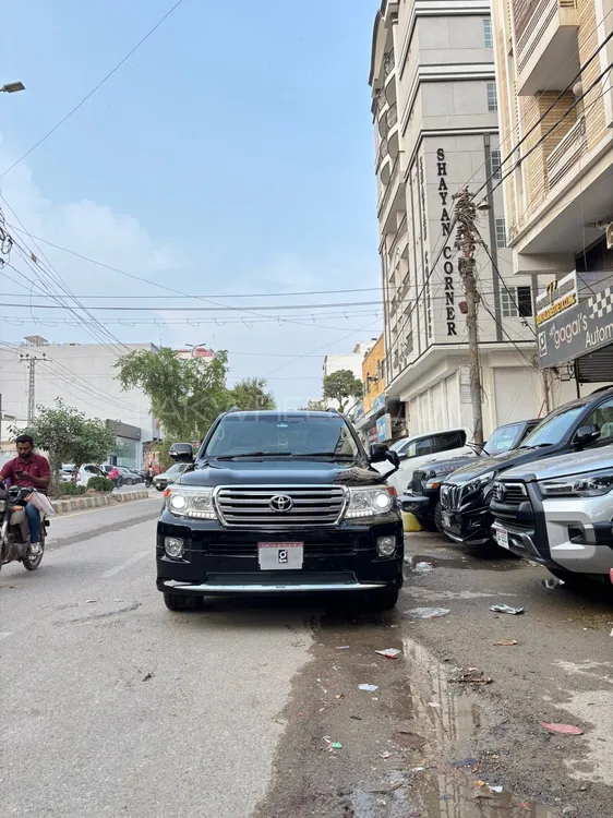 Toyota Land Cruiser 2013 for Sale in Karachi Image-1