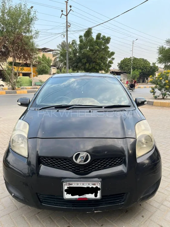 Toyota Vitz 2009 for Sale in Karachi Image-1