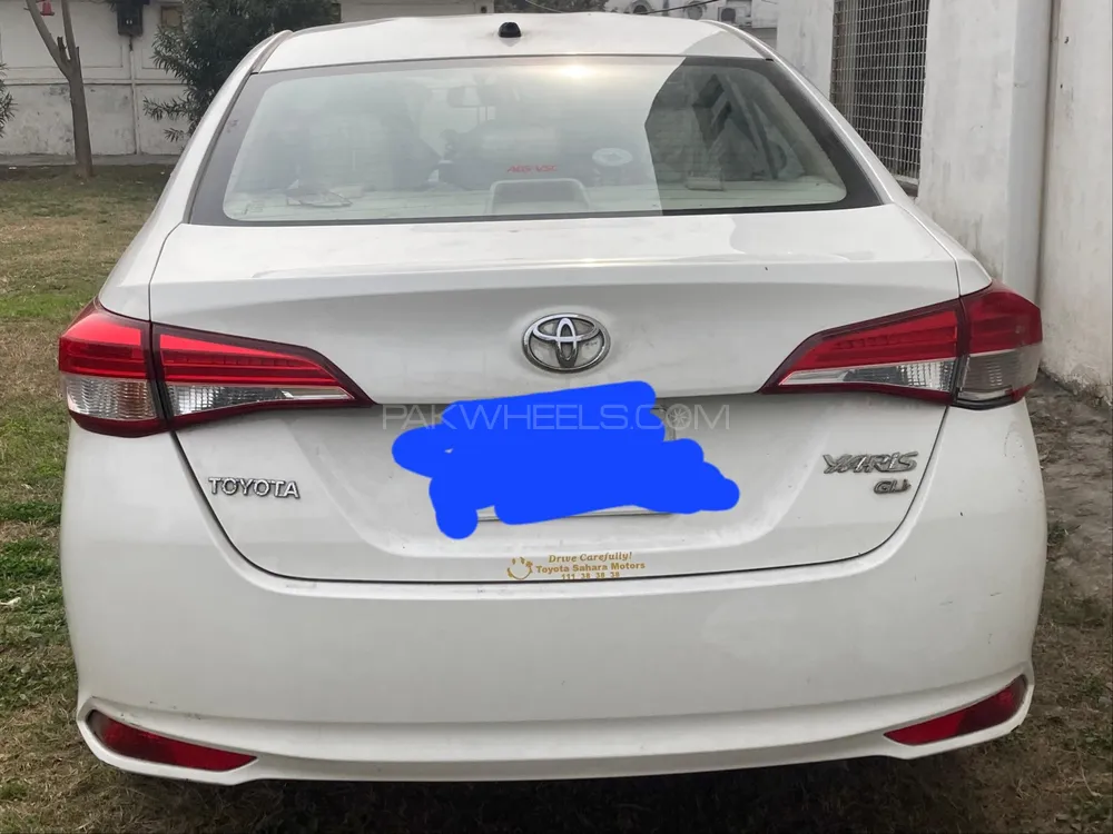 ٹویوٹا یارس سیڈان 2021 for Sale in لاہور Image-1