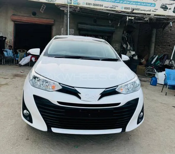 ٹویوٹا یارس سیڈان 2022 for Sale in لاڑکانہ Image-1