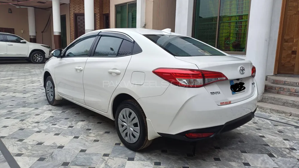 Toyota Yaris Sedan 2025 for Sale in Faisalabad Image-1