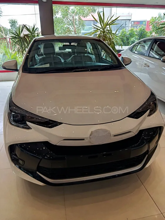 Toyota Yaris Sedan 2025 for Sale in Multan Image-1