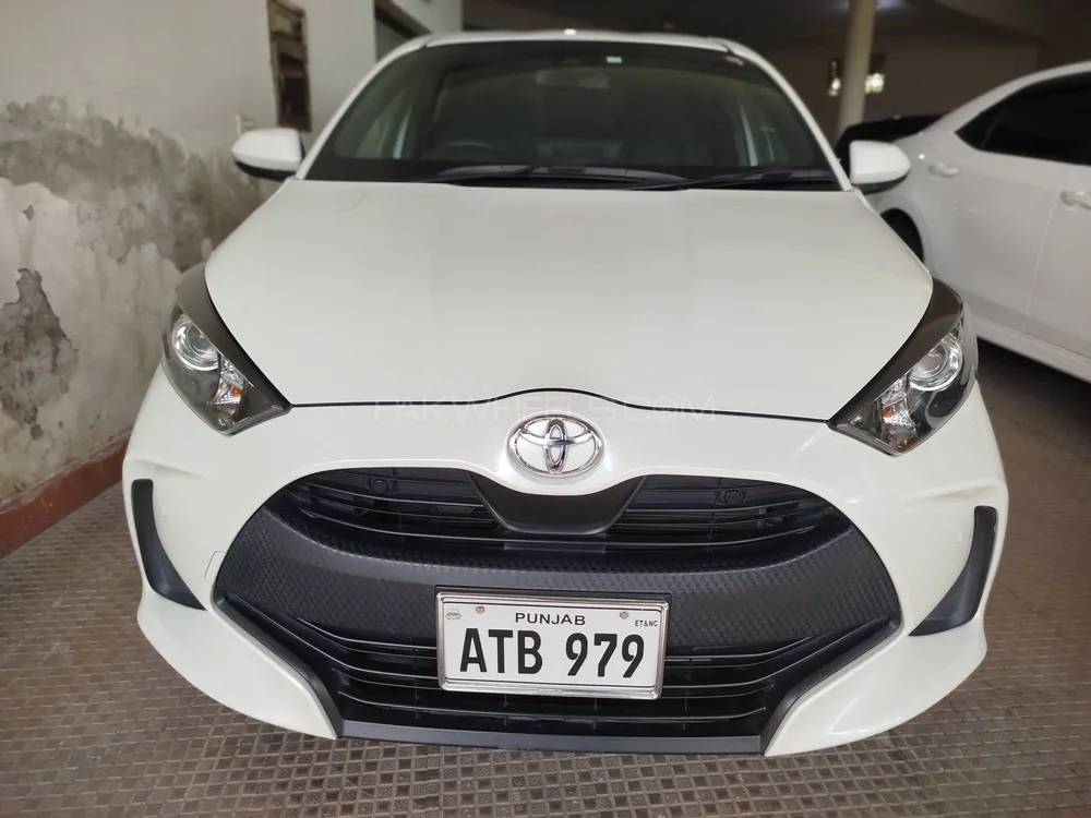 Toyota Yaris Hatchback 2021 for Sale in Multan Image-1