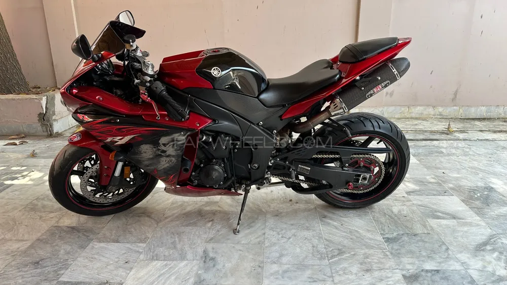 یاماہا R15 V4 2011 for Sale Image-1