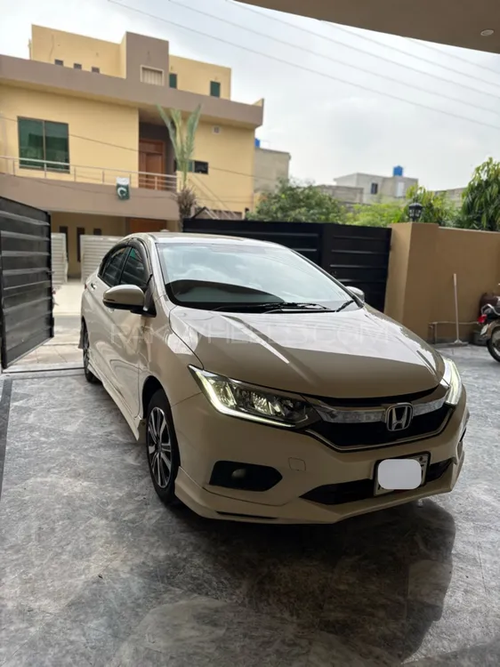 Honda City 2022 for Sale in Lahore Image-1