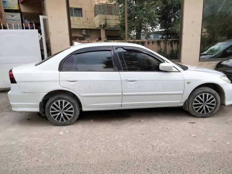 Honda Civic 2005 for Sale in Lahore Image-1