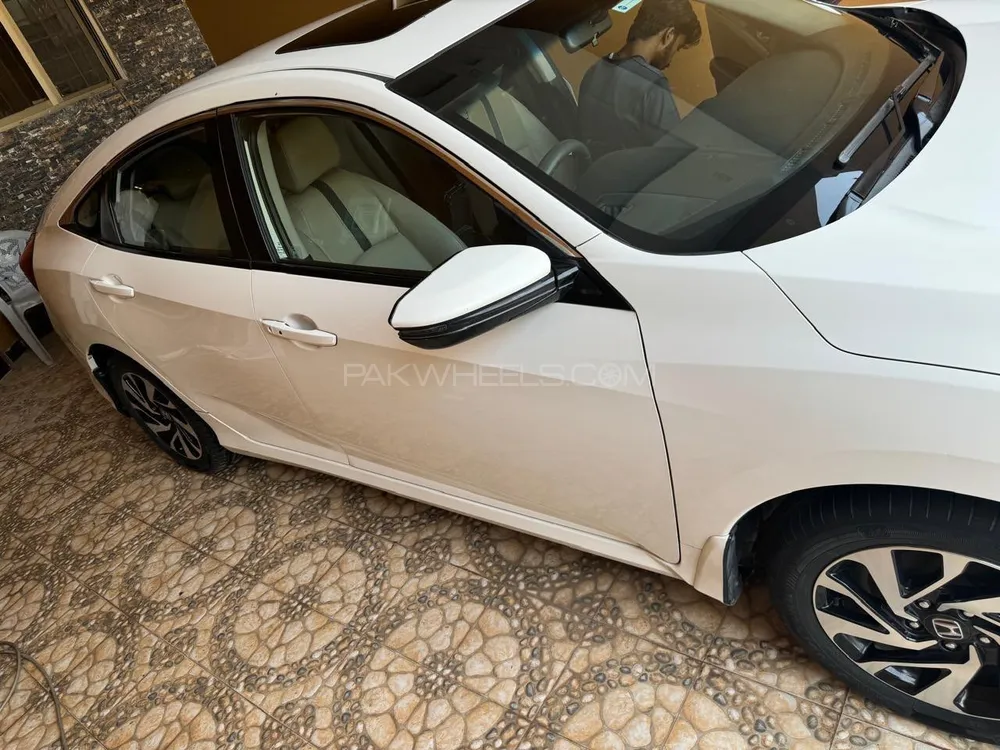 Honda Civic 2017 for Sale in Islamabad Image-1