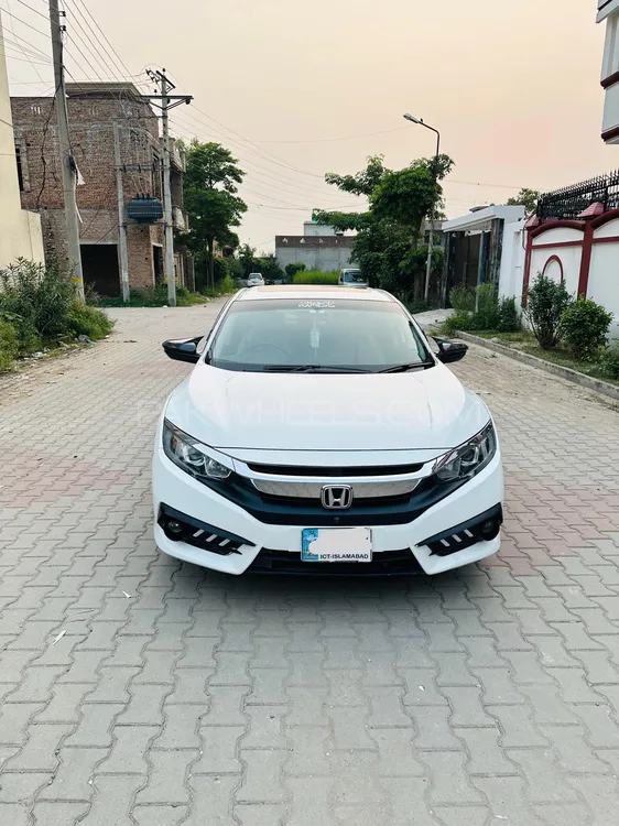Honda Civic 2018 for Sale in Sialkot Image-1