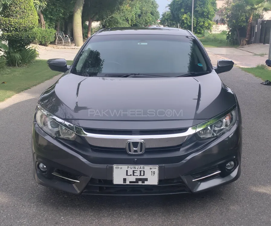 Honda Civic 2019 for Sale in Lahore Image-1