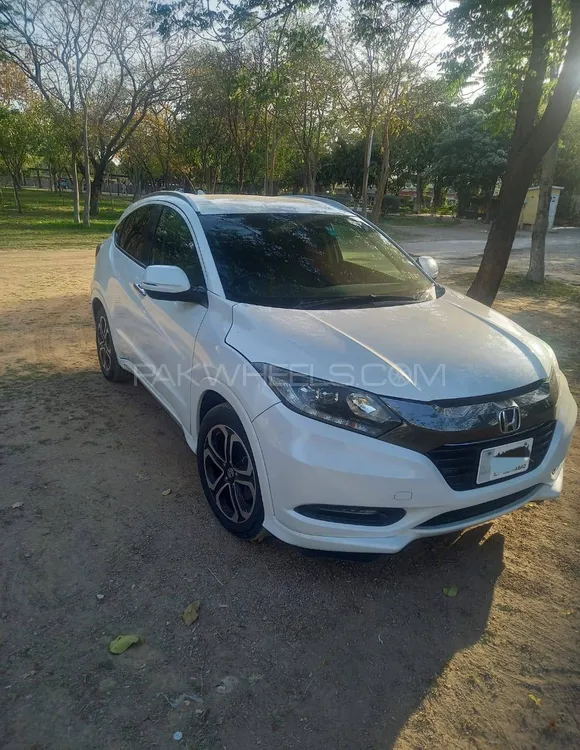 Honda Vezel 2017 for Sale in Rawalpindi Image-1