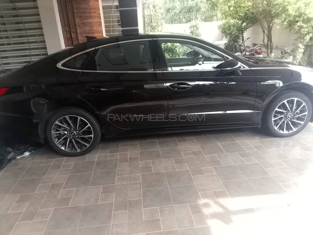 Hyundai Sonata 2025 for Sale in Lahore Image-1