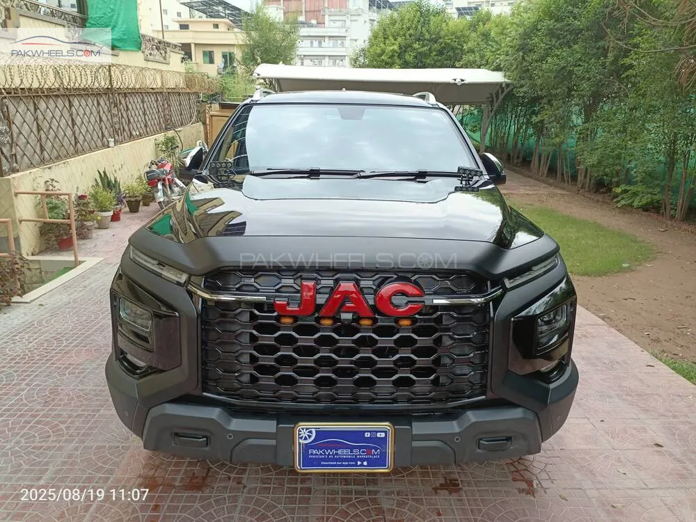 JAC T9 2025 for Sale in Islamabad Image-1