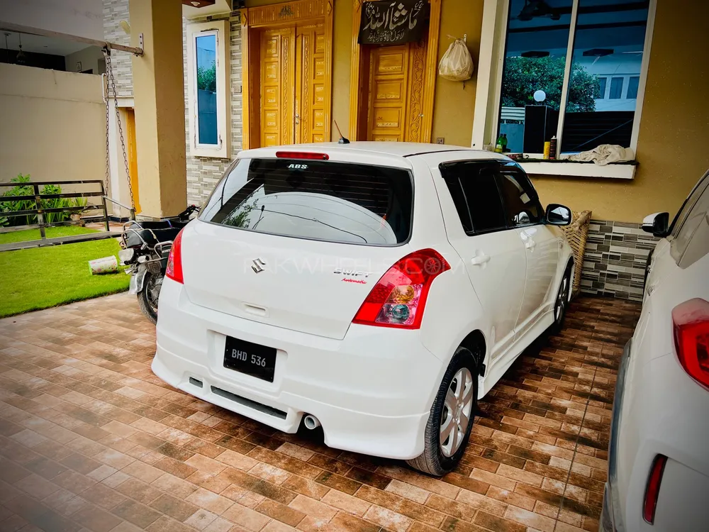 Suzuki Swift 2016 for Sale in Peshawar Image-1