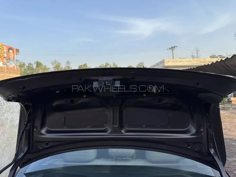 Toyota Corolla 2012 for Sale in Mian Channu Image-1