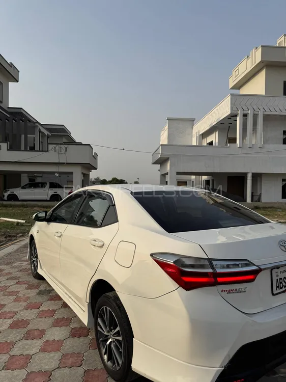 Toyota Corolla 2021 for Sale in Sialkot Image-1