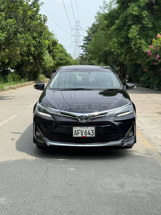 Toyota Corolla 2021 for Sale in Lahore Image-1