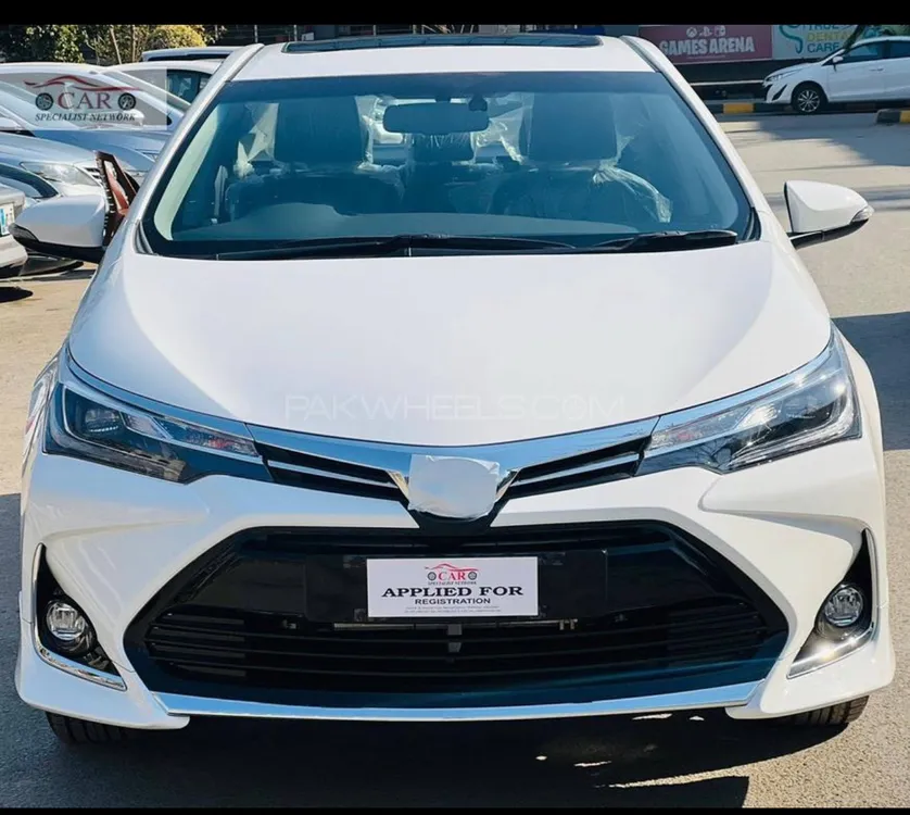 Toyota Corolla 2025 for Sale in Peshawar Image-1