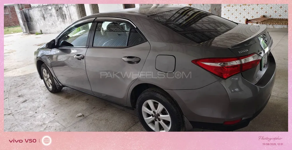 Toyota Corolla 2015 for Sale in Lahore Image-1