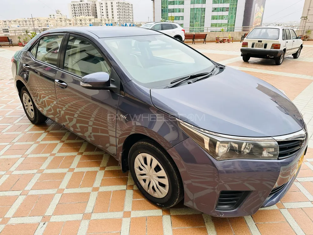 Toyota Corolla 2017 for Sale in Karachi Image-1