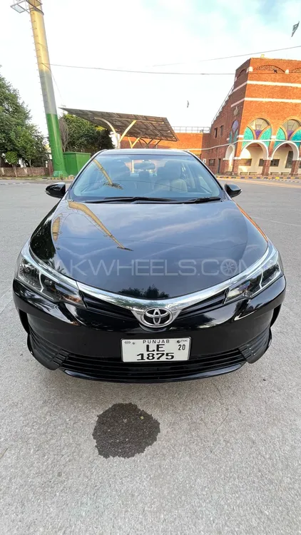 Toyota Corolla 2020 for Sale in Lahore Image-1