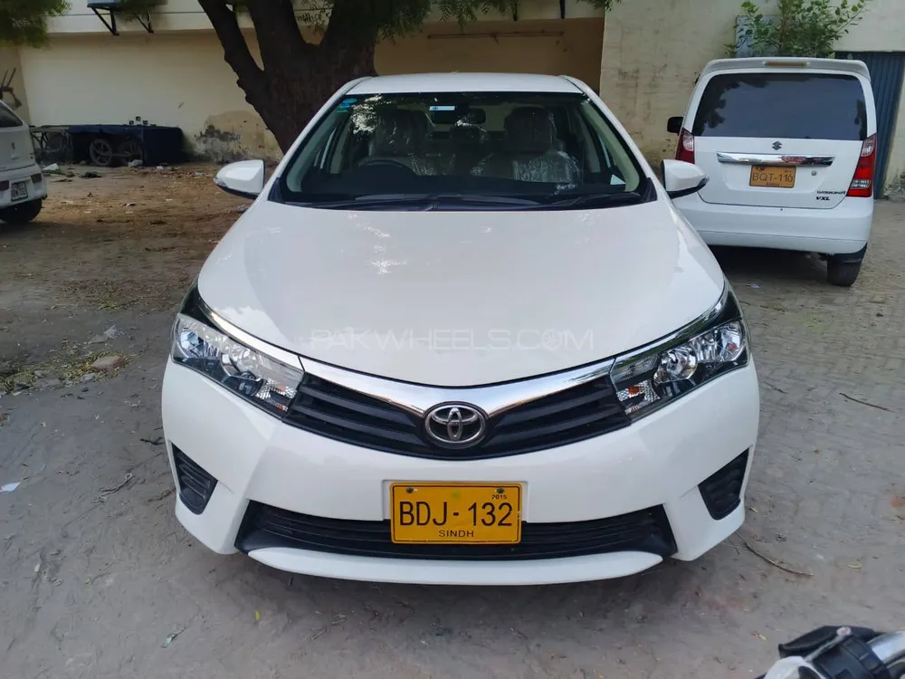 Toyota Corolla 2015 for Sale in Rahim Yar Khan Image-1