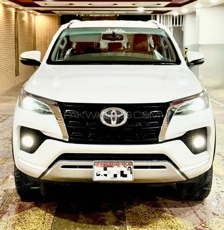 Toyota Fortuner 2022 for Sale in Karachi Image-1