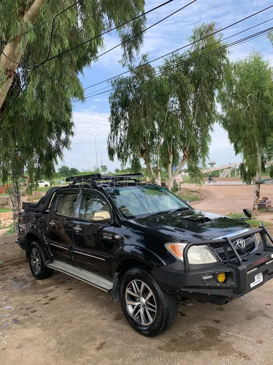 Toyota Hilux 2005 for Sale in Islamabad Image-1
